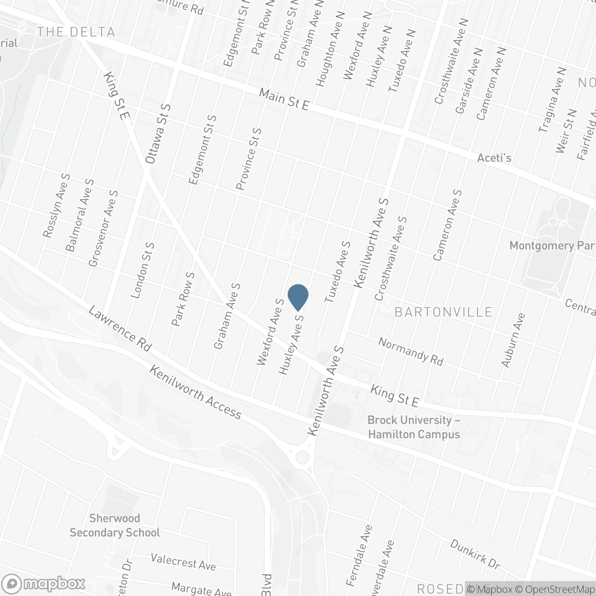 202 HUXLEY AVENUE S, Hamilton, Ontario L8K 2R3